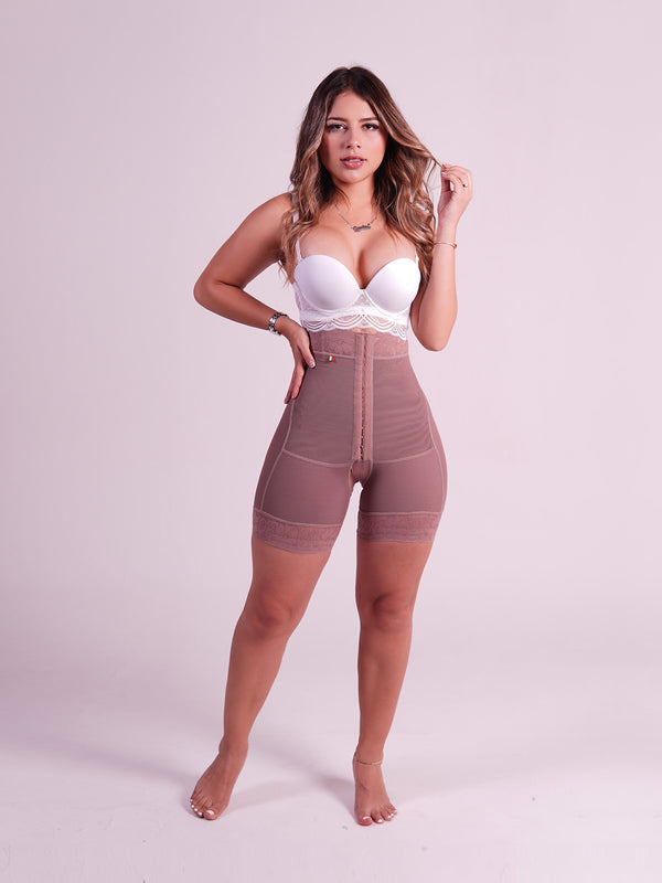 Short Alto de Broches Lenvanta cola